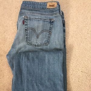 Levi jeans
